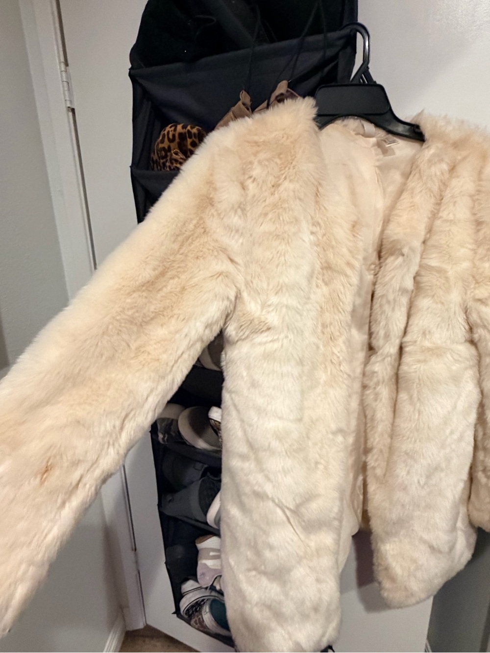 Forever 21 Cream Faux Fur Teddy Jacket
